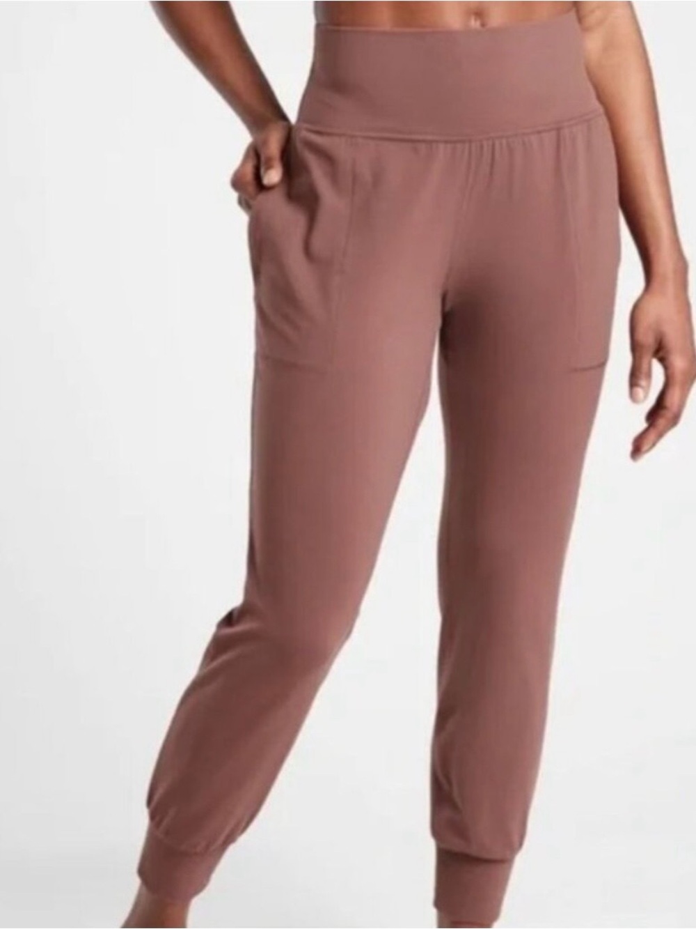 Athleta salutation Joggers in Mauve